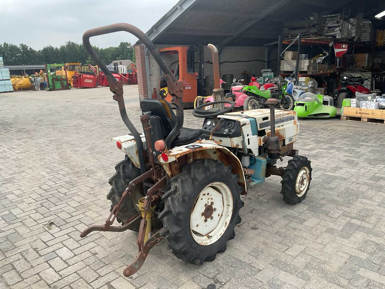 Eurotrac VST 180D - Mini traktor: slika 4 Eurotrac VST 180D - Mini traktor: slika 4