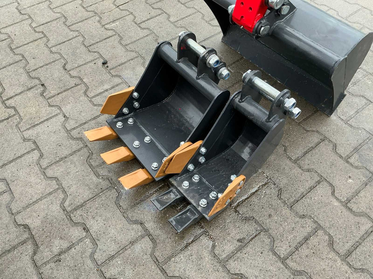 FIELD CONSTRUCTION HFT12 MINI EXCAVATOR - Mini bager: slika 4 FIELD CONSTRUCTION HFT12 MINI EXCAVATOR - Mini bager: slika 4