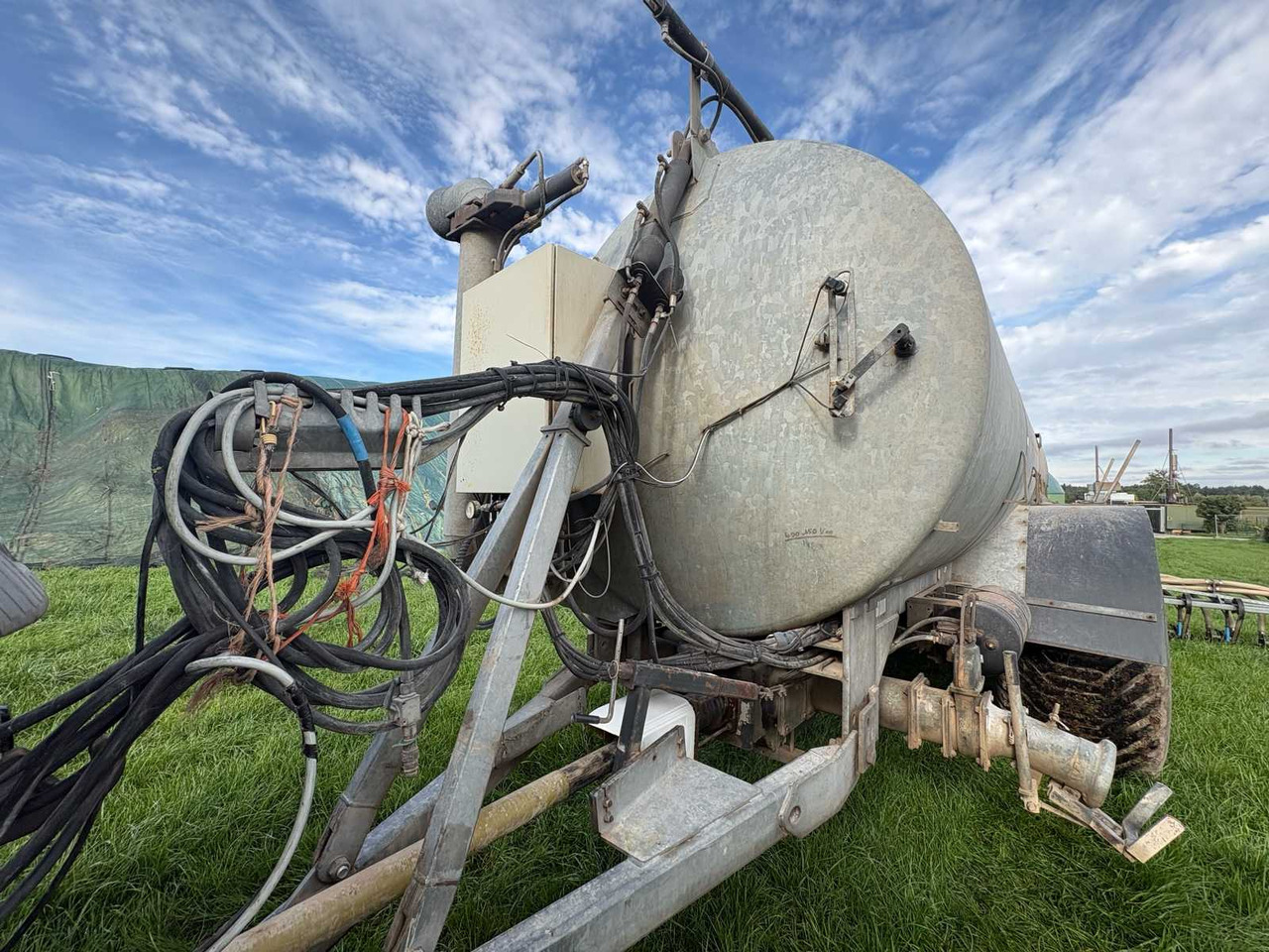 FLIEGL Güllefass mit Schleppschuhverteiler und Scheibeninjektor - Trosilnik gnoja: slika 4 FLIEGL Güllefass mit Schleppschuhverteiler und Scheibeninjektor - Trosilnik gnoja: slika 4