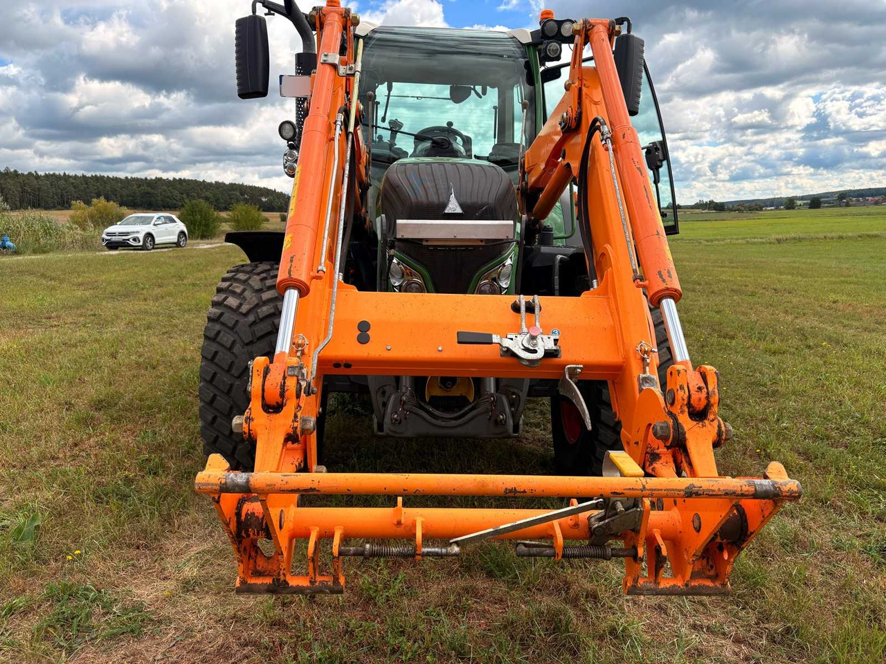 Fendt 4X75 - Sprednji nakladalnik za traktor: slika 4 Fendt 4X75 - Sprednji nakladalnik za traktor: slika 4