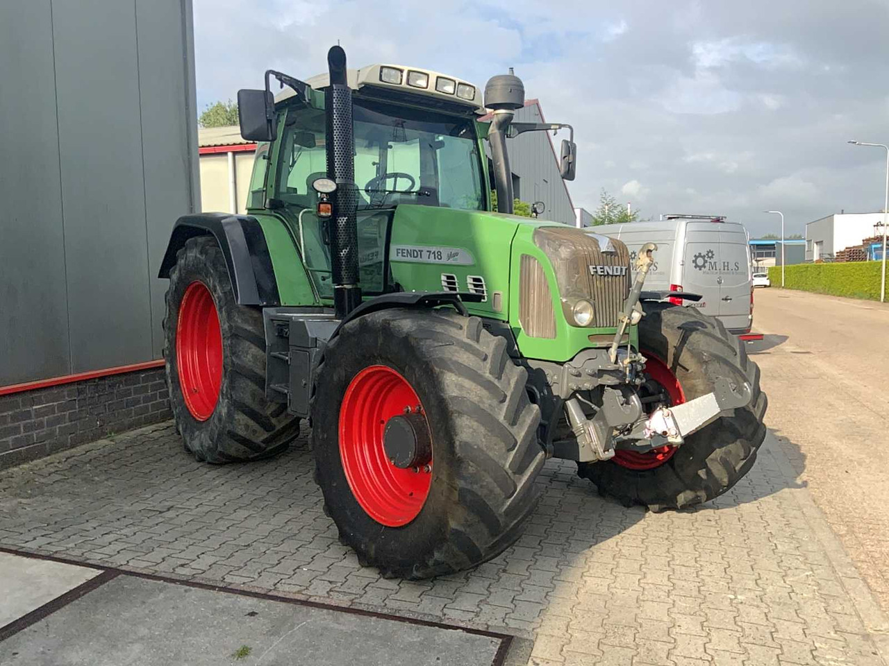Fendt 718 Vario - Traktor: slika 3 Fendt 718 Vario - Traktor: slika 3