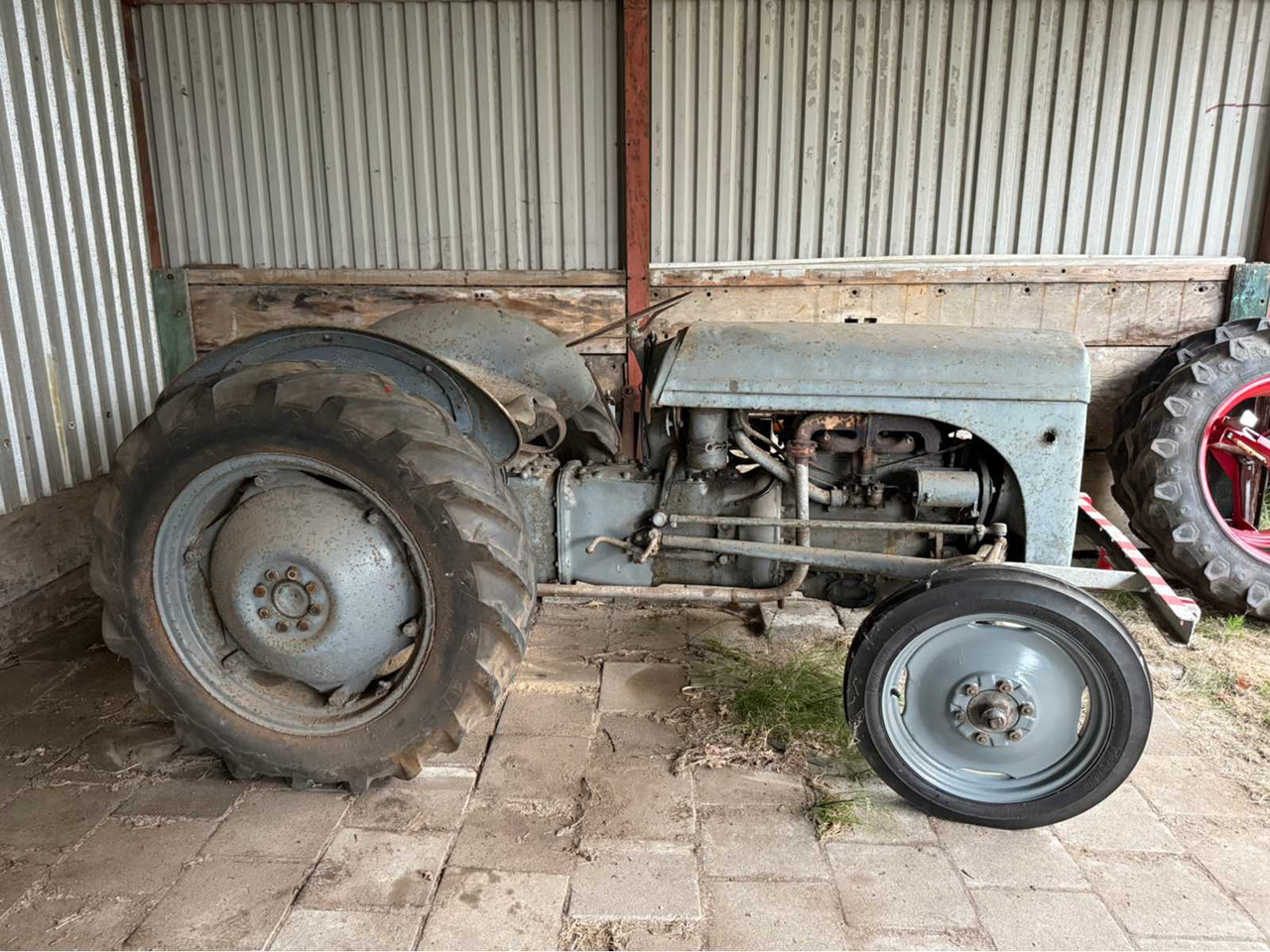 Ferguson - Traktor: slika 3 Ferguson - Traktor: slika 3