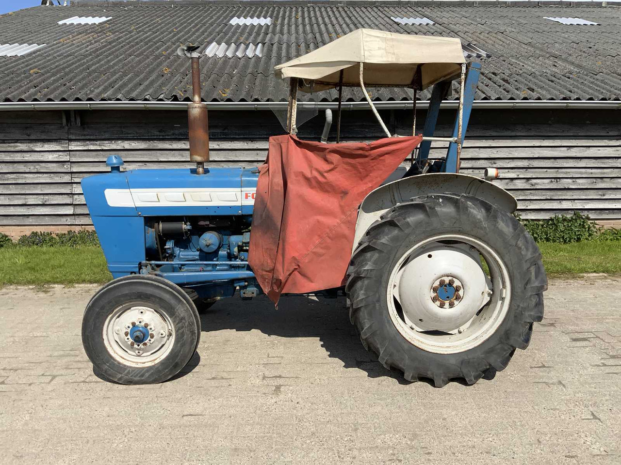 Ford 3000 - Traktor: slika 2 Ford 3000 - Traktor: slika 2