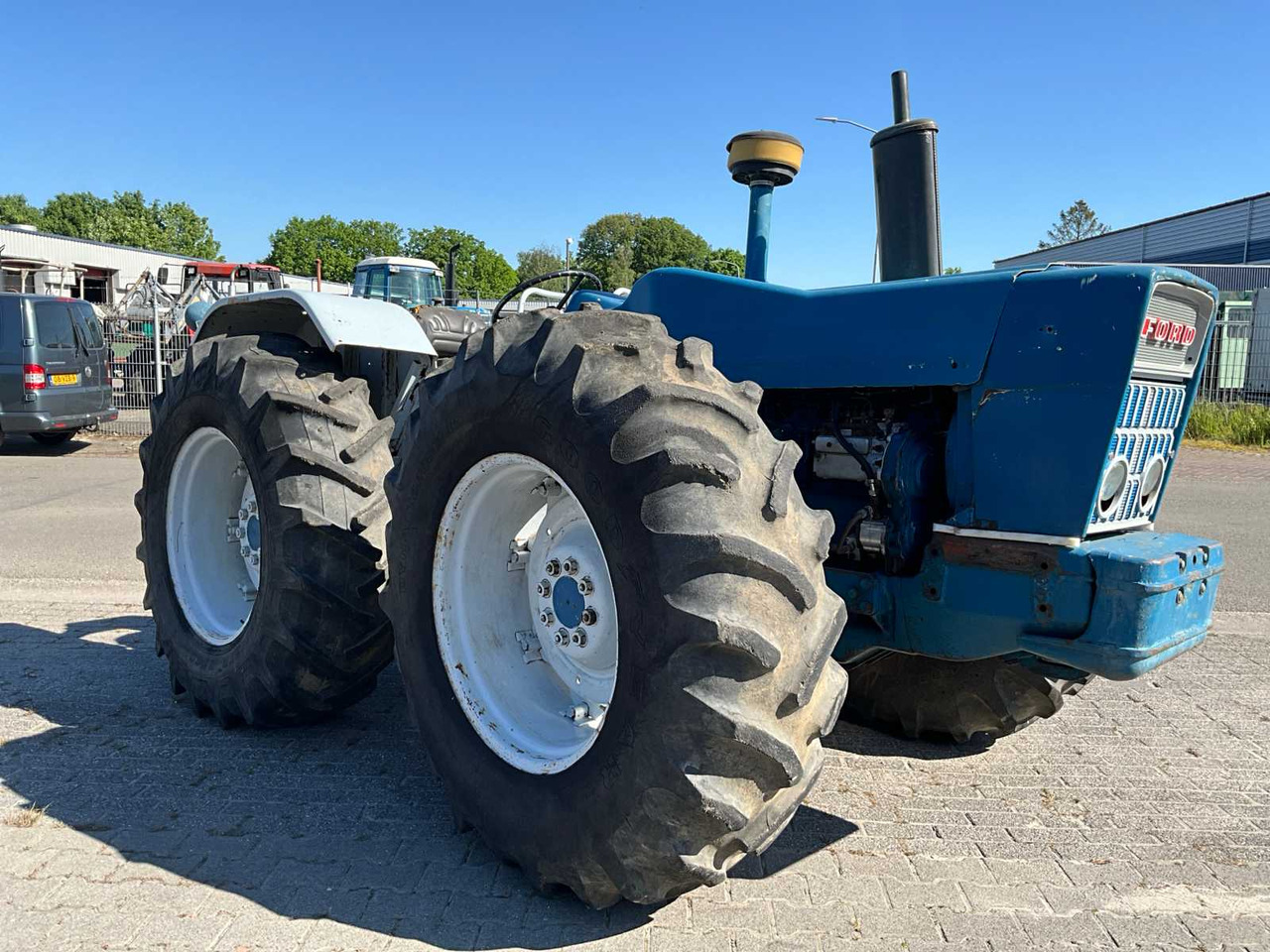 Ford County 1124 - Traktor: slika 3 Ford County 1124 - Traktor: slika 3