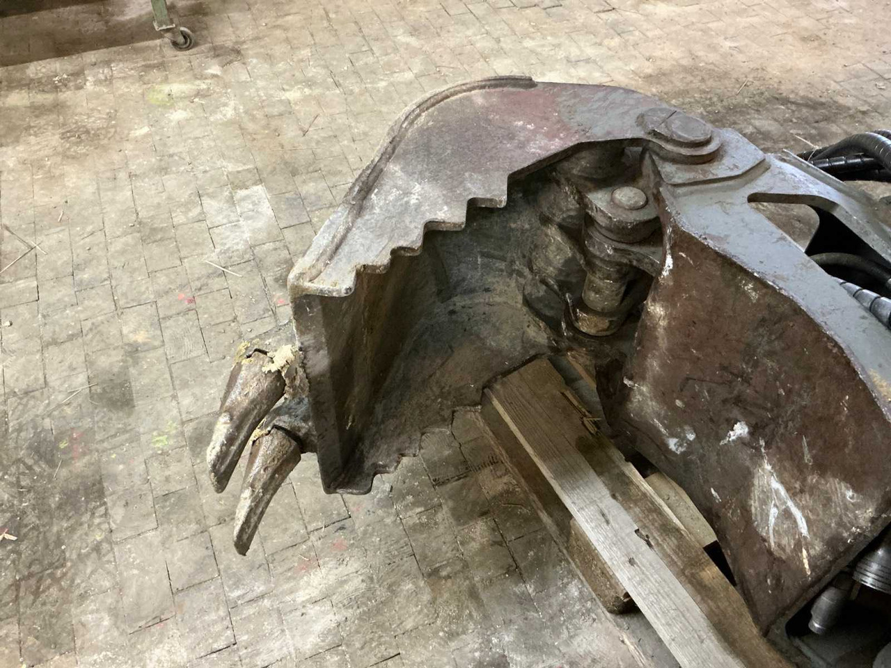 Geel GEEL UNIVERSAL GRIPPER - Kolesni nakladalec: slika 5 Geel GEEL UNIVERSAL GRIPPER - Kolesni nakladalec: slika 5