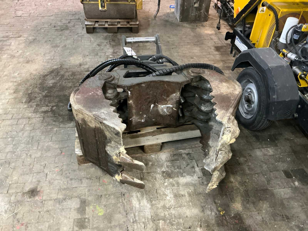 Geel GEEL UNIVERSAL GRIPPER - Kolesni nakladalec: slika 2 Geel GEEL UNIVERSAL GRIPPER - Kolesni nakladalec: slika 2