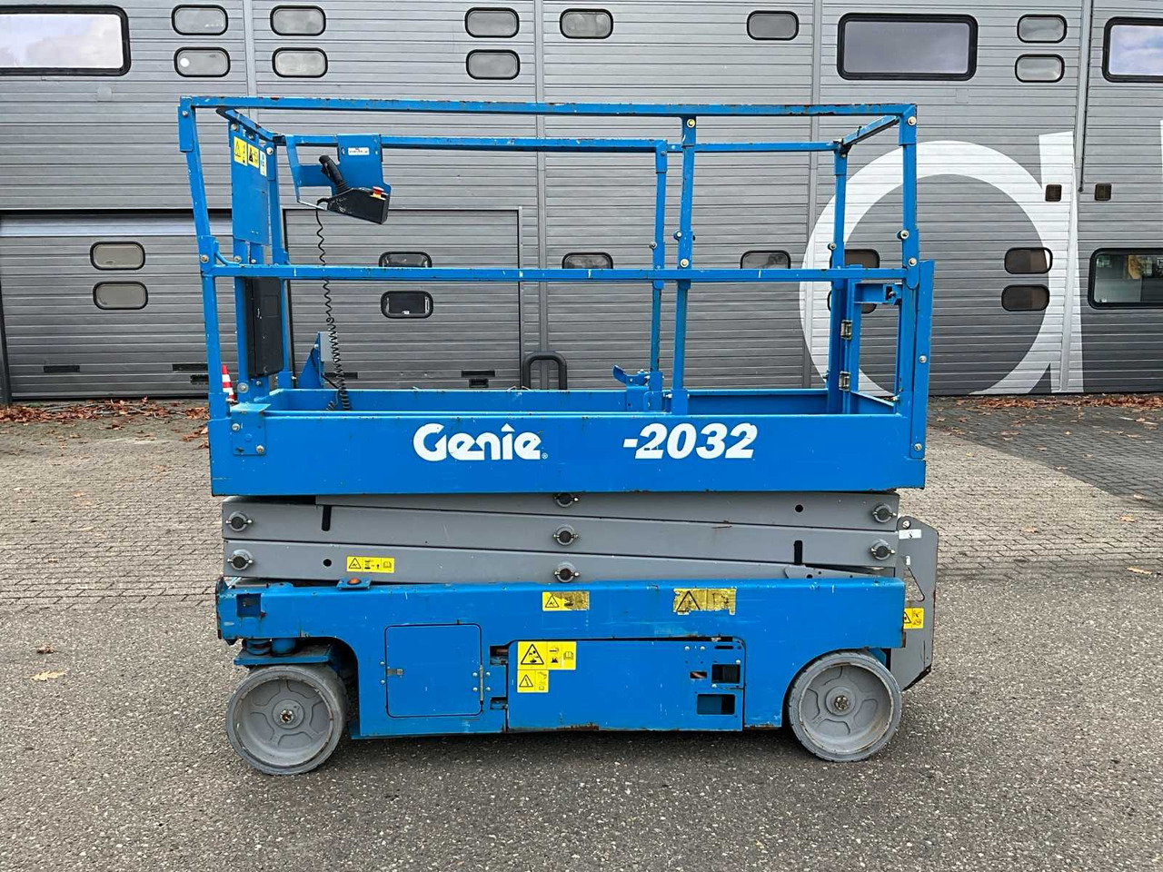Genie GS-2032 - Dvižna ploščad: slika 3 Genie GS-2032 - Dvižna ploščad: slika 3