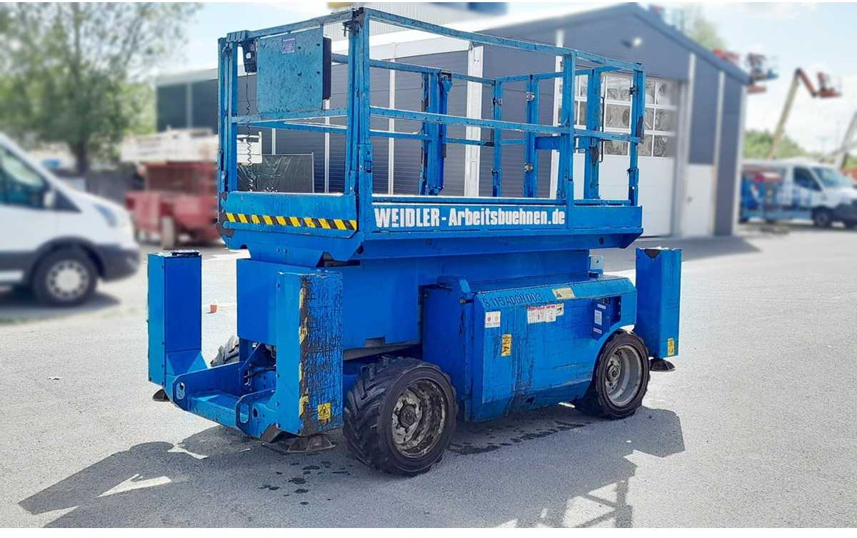 Genie GS3268 - Dvižna ploščad: slika 1 Genie GS3268 - Dvižna ploščad: slika 1