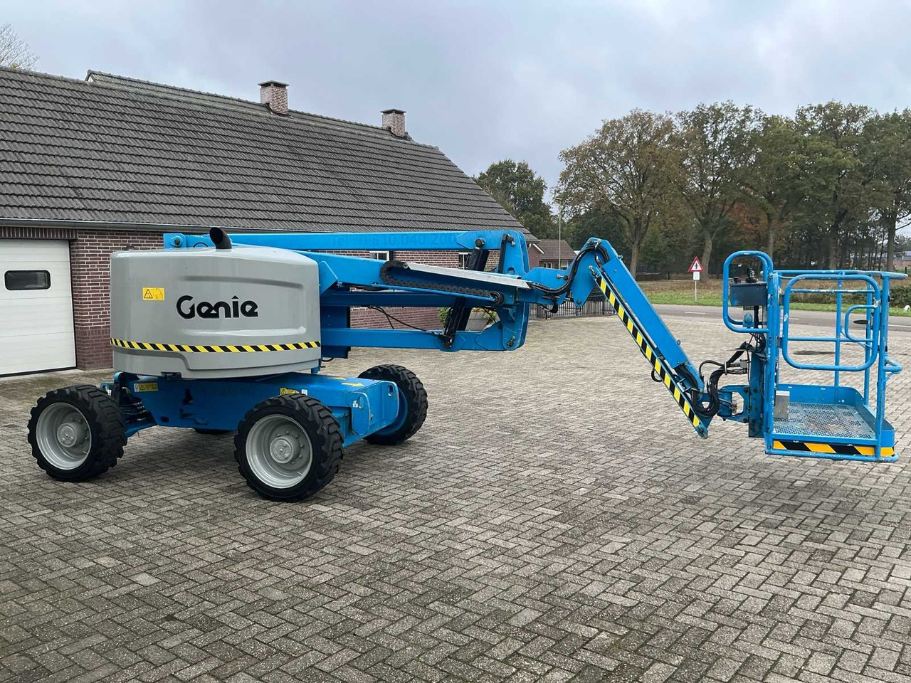 Genie Z-45/25J - Dvižna ploščad: slika 3 Genie Z-45/25J - Dvižna ploščad: slika 3