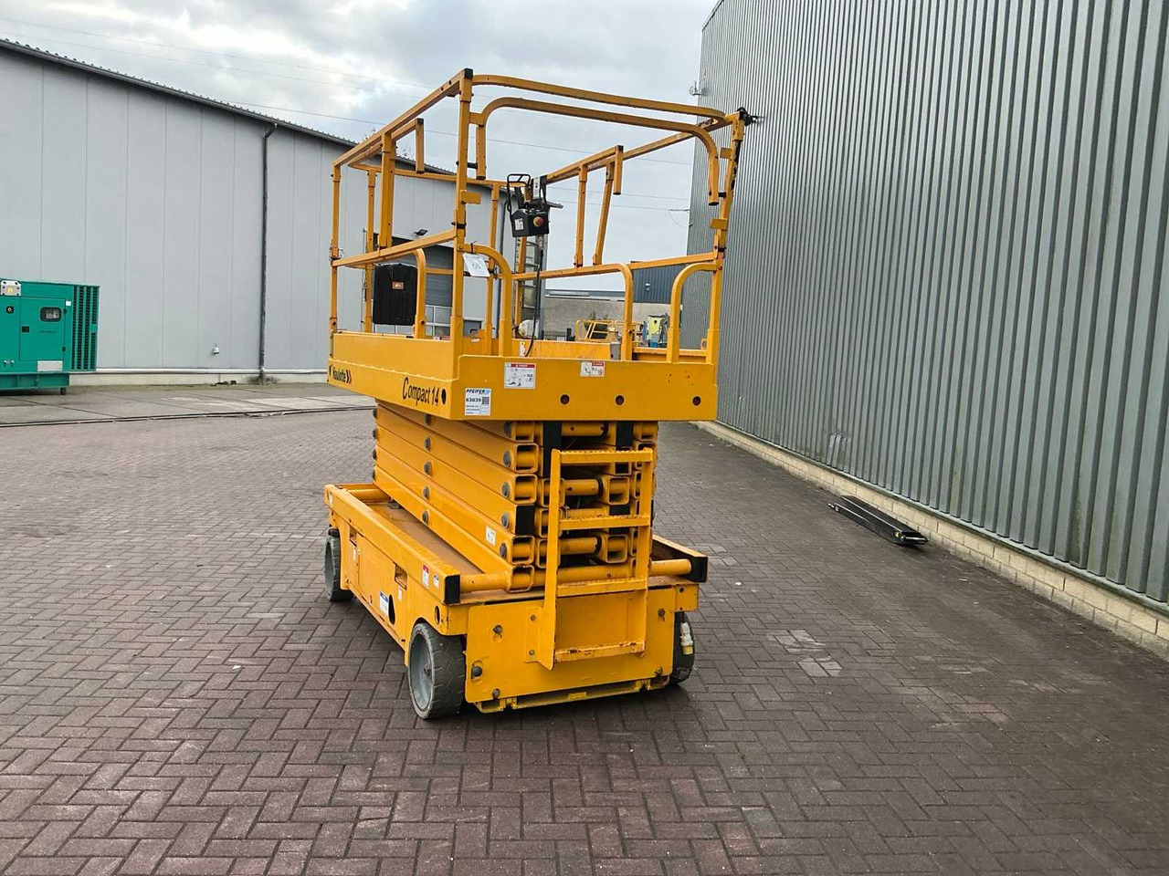 Haulotte Compact 14 - Dvižna ploščad: slika 5 Haulotte Compact 14 - Dvižna ploščad: slika 5