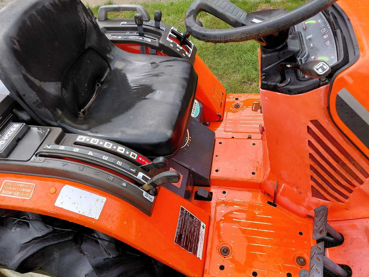Mini traktor Hinomoto CX14: slika 6
