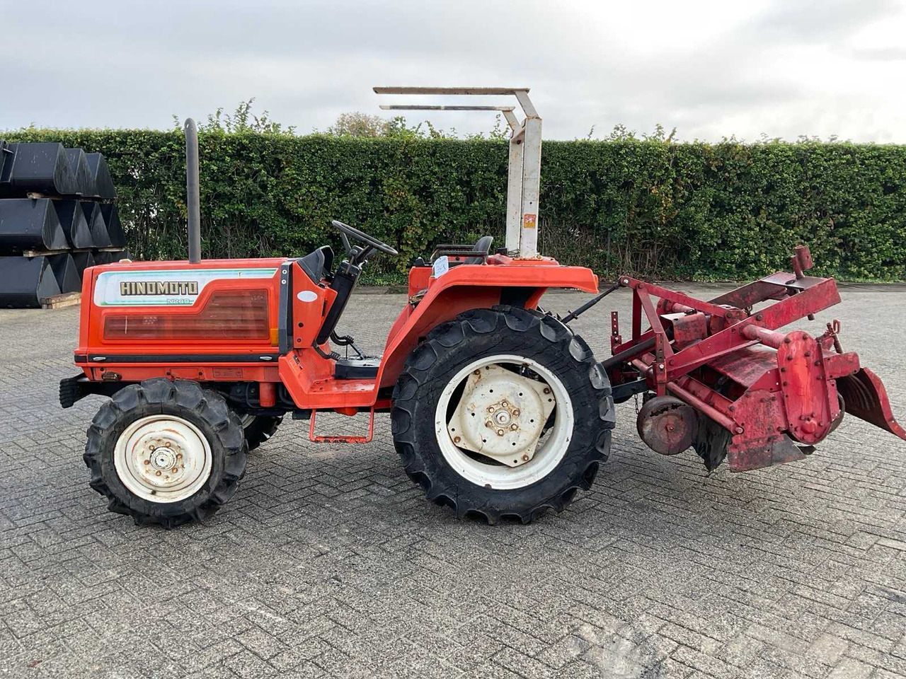 Hinomoto N249 - Mini traktor: slika 5 Hinomoto N249 - Mini traktor: slika 5