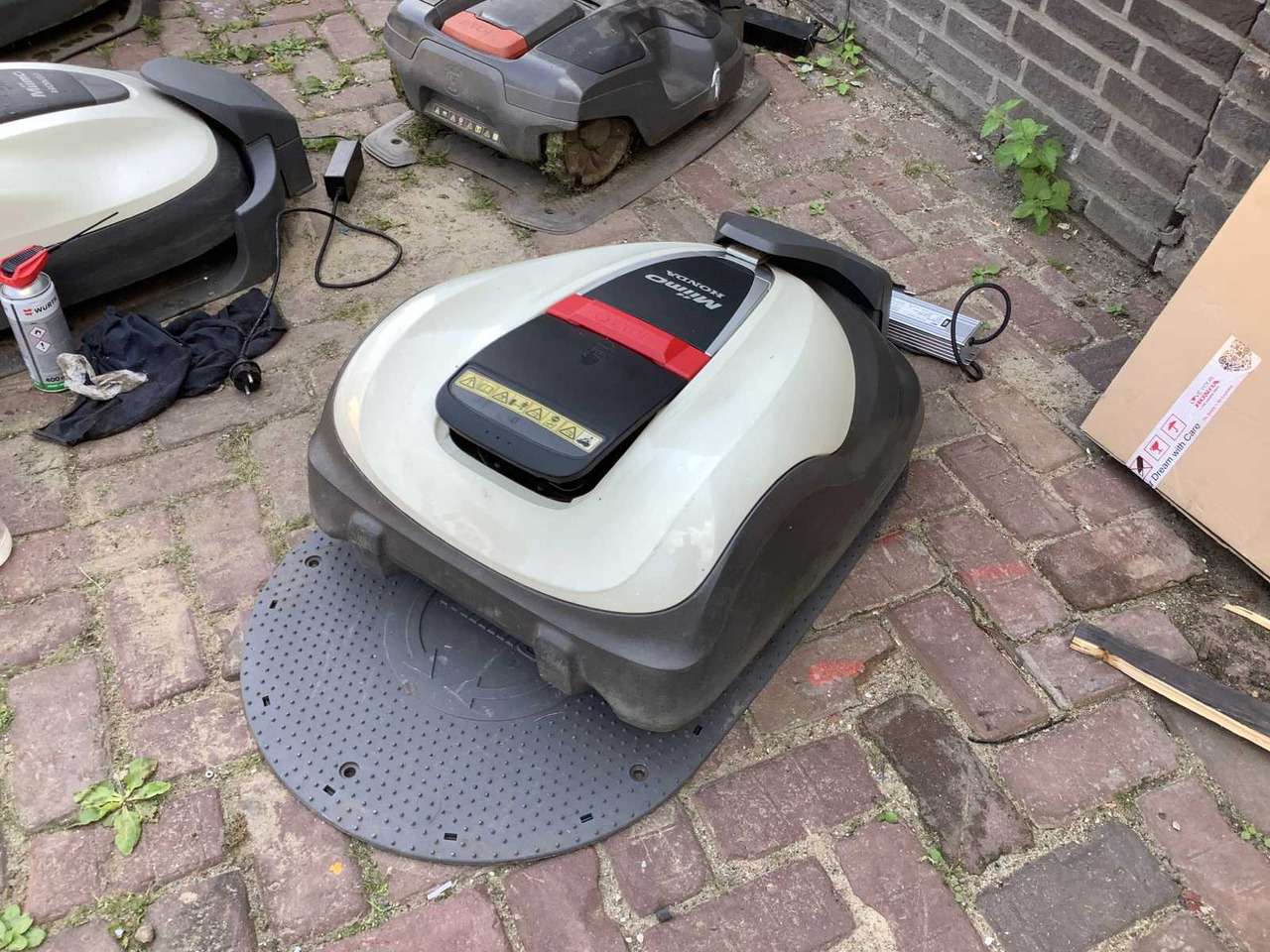 Honda HRM 3000 - Vrtna kosilnica: slika 1 Honda HRM 3000 - Vrtna kosilnica: slika 1