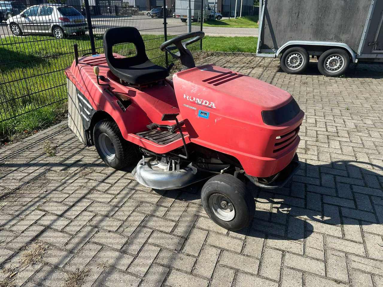 Honda - Vrtna kosilnica: slika 1 Honda - Vrtna kosilnica: slika 1
