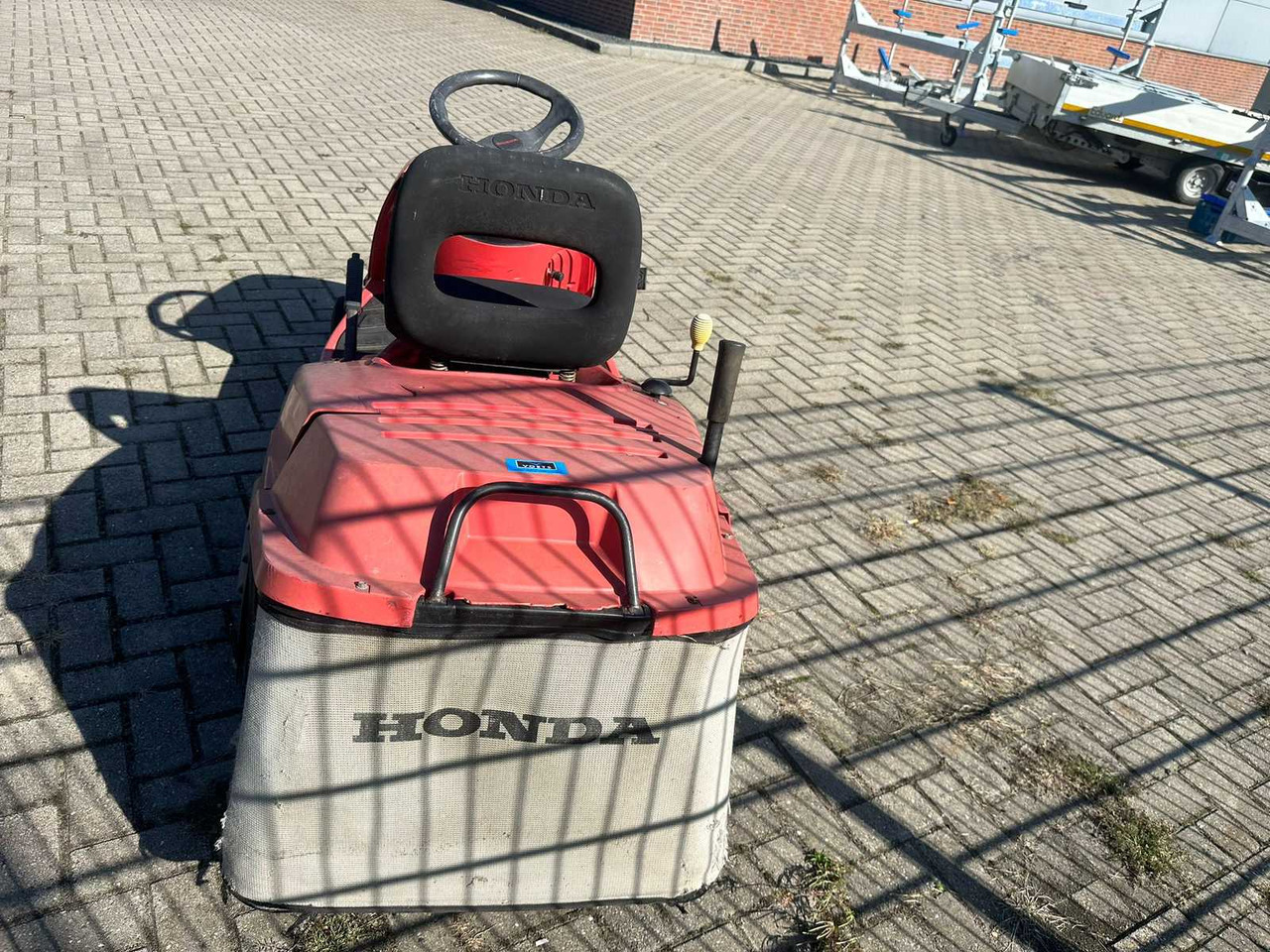 Honda - Vrtna kosilnica: slika 5 Honda - Vrtna kosilnica: slika 5