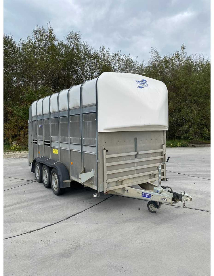 Ifor Williams TA510G14/3 7' L/R - Prikolica za prevoz živine: slika 3 Ifor Williams TA510G14/3 7' L/R - Prikolica za prevoz živine: slika 3