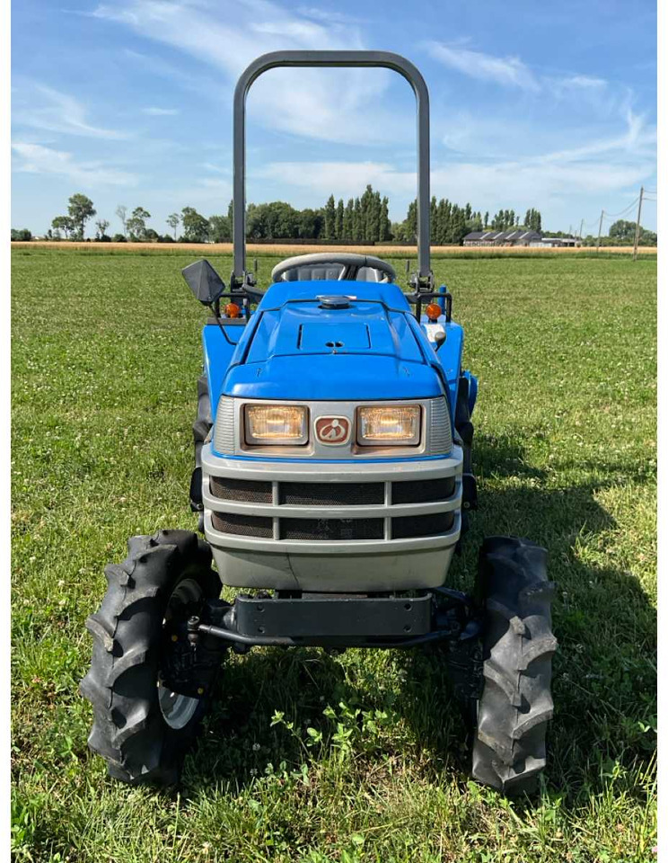 Iseki TM15 - Mini traktor: slika 2 Iseki TM15 - Mini traktor: slika 2