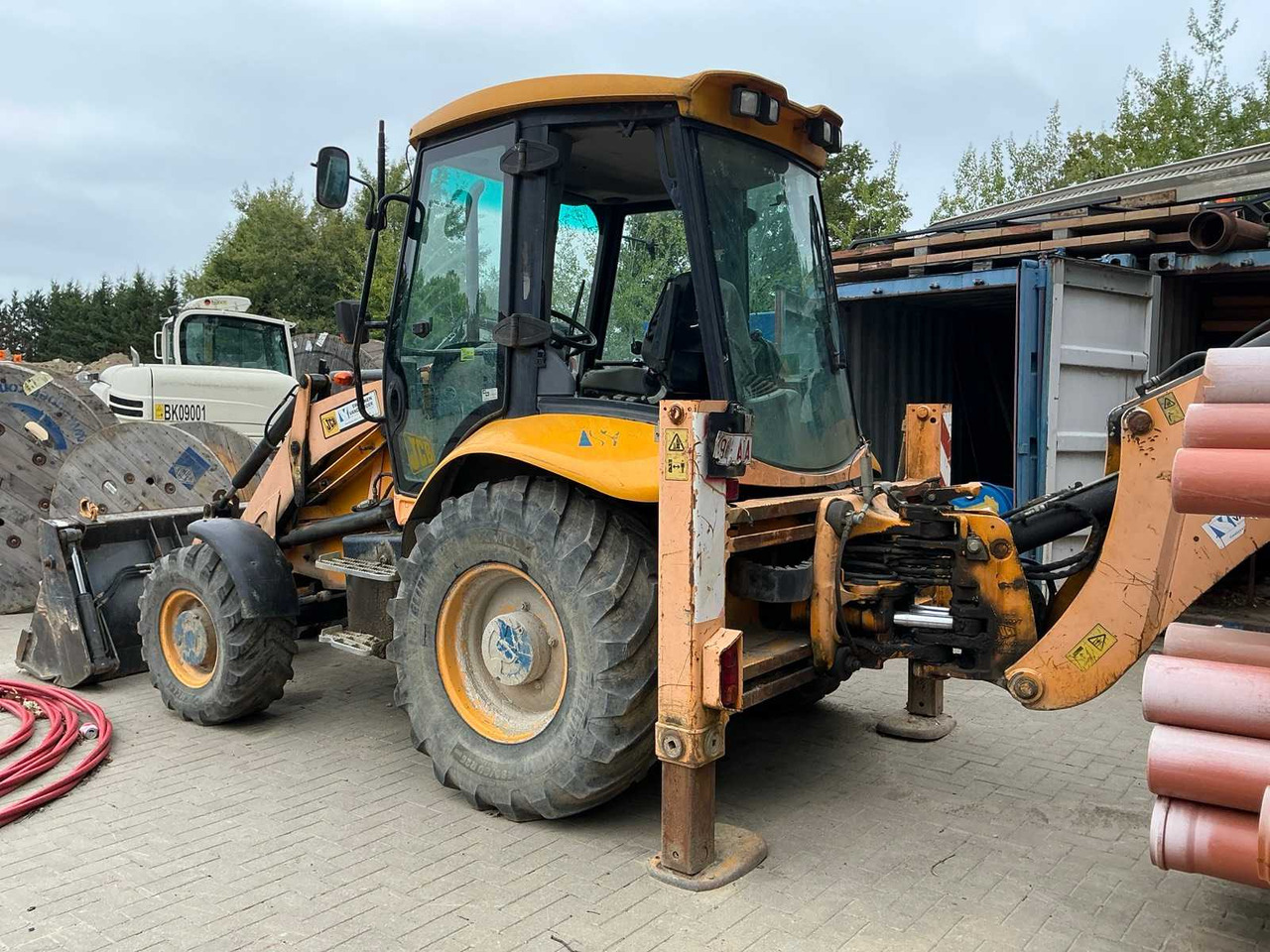 JCB 3CX-4T - Bager nakladalec: slika 3 JCB 3CX-4T - Bager nakladalec: slika 3