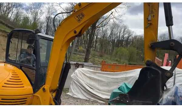 JCB 8056 - TRACKED EXCAVATOR - 2011 - Bager: slika 2 JCB 8056 - TRACKED EXCAVATOR - 2011 - Bager: slika 2