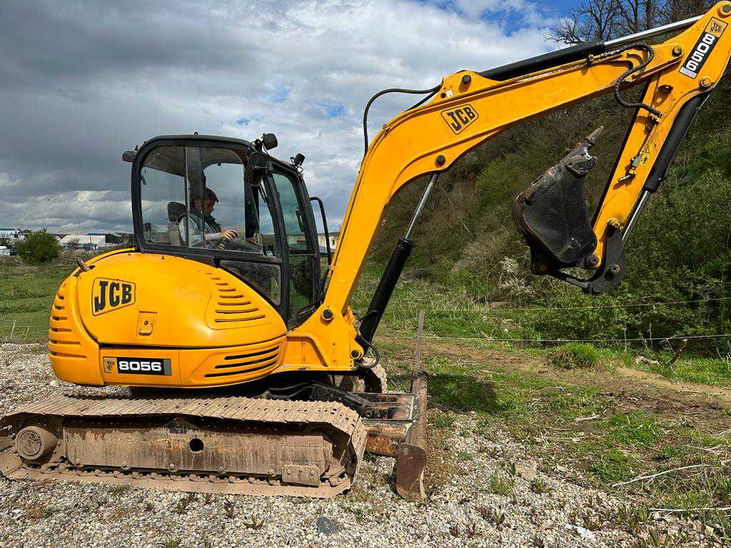 JCB 8056 - TRACKED EXCAVATOR - 2011 - Bager: slika 1 JCB 8056 - TRACKED EXCAVATOR - 2011 - Bager: slika 1