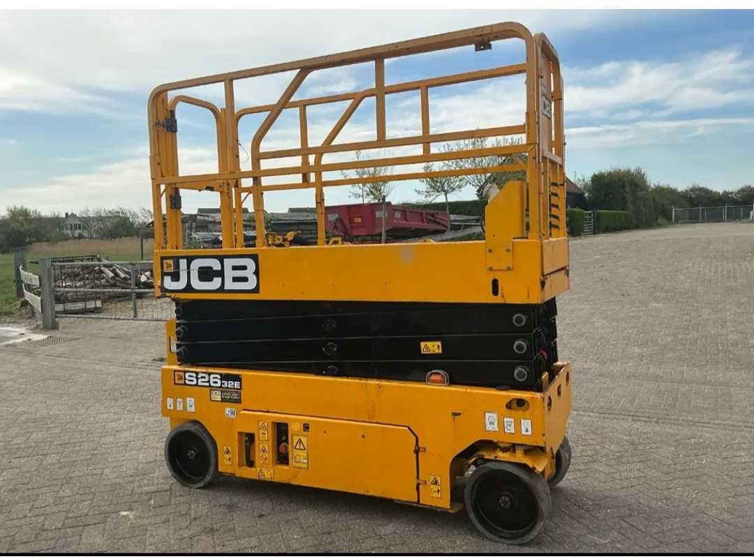 JCB - Dvižna ploščad: slika 1 JCB - Dvižna ploščad: slika 1