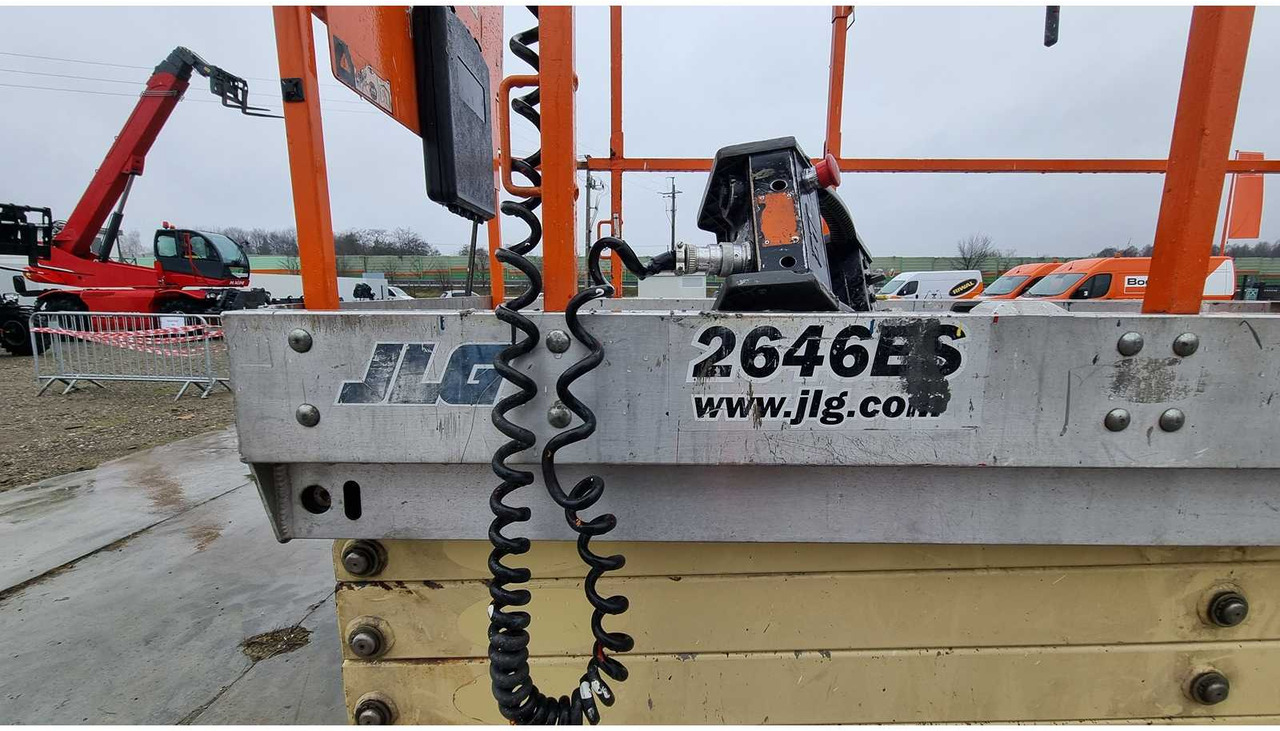 JLG - 2646ES - AERIAL WORK PLATFORMS - 2012 (ESN10012002) - Dvižna ploščad: slika 4 JLG - 2646ES - AERIAL WORK PLATFORMS - 2012 (ESN10012002) - Dvižna ploščad: slika 4