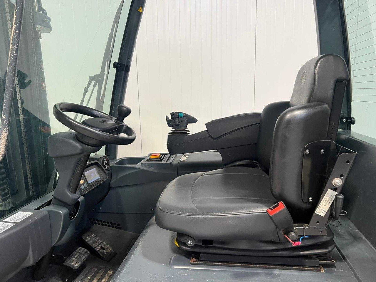 JUNGHEINRICH - EFG425K - FORKLIFT - TRIPLEX - FREE-LIFT - Viličar: slika 4 JUNGHEINRICH - EFG425K - FORKLIFT - TRIPLEX - FREE-LIFT - Viličar: slika 4