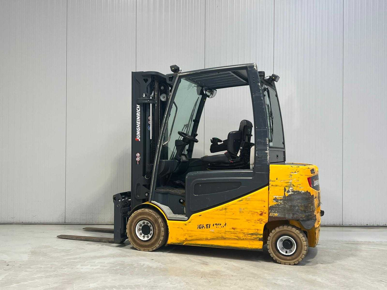 JUNGHEINRICH - EFG425K - FORKLIFT - TRIPLEX - FREE-LIFT - Viličar: slika 2 JUNGHEINRICH - EFG425K - FORKLIFT - TRIPLEX - FREE-LIFT - Viličar: slika 2