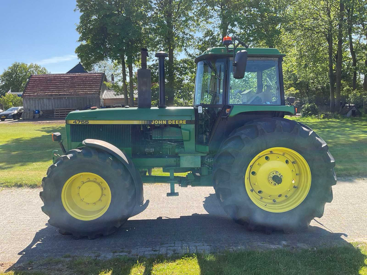 John Deere 4755 - Traktor: slika 3 John Deere 4755 - Traktor: slika 3