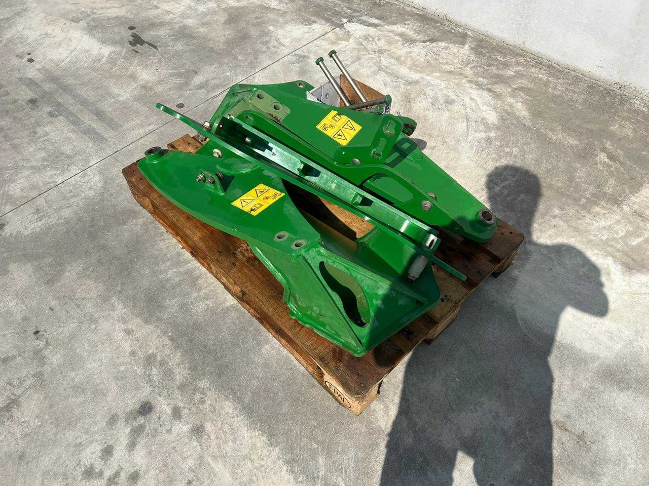 John Deere 653 - Sprednji nakladalnik za traktor: slika 5 John Deere 653 - Sprednji nakladalnik za traktor: slika 5