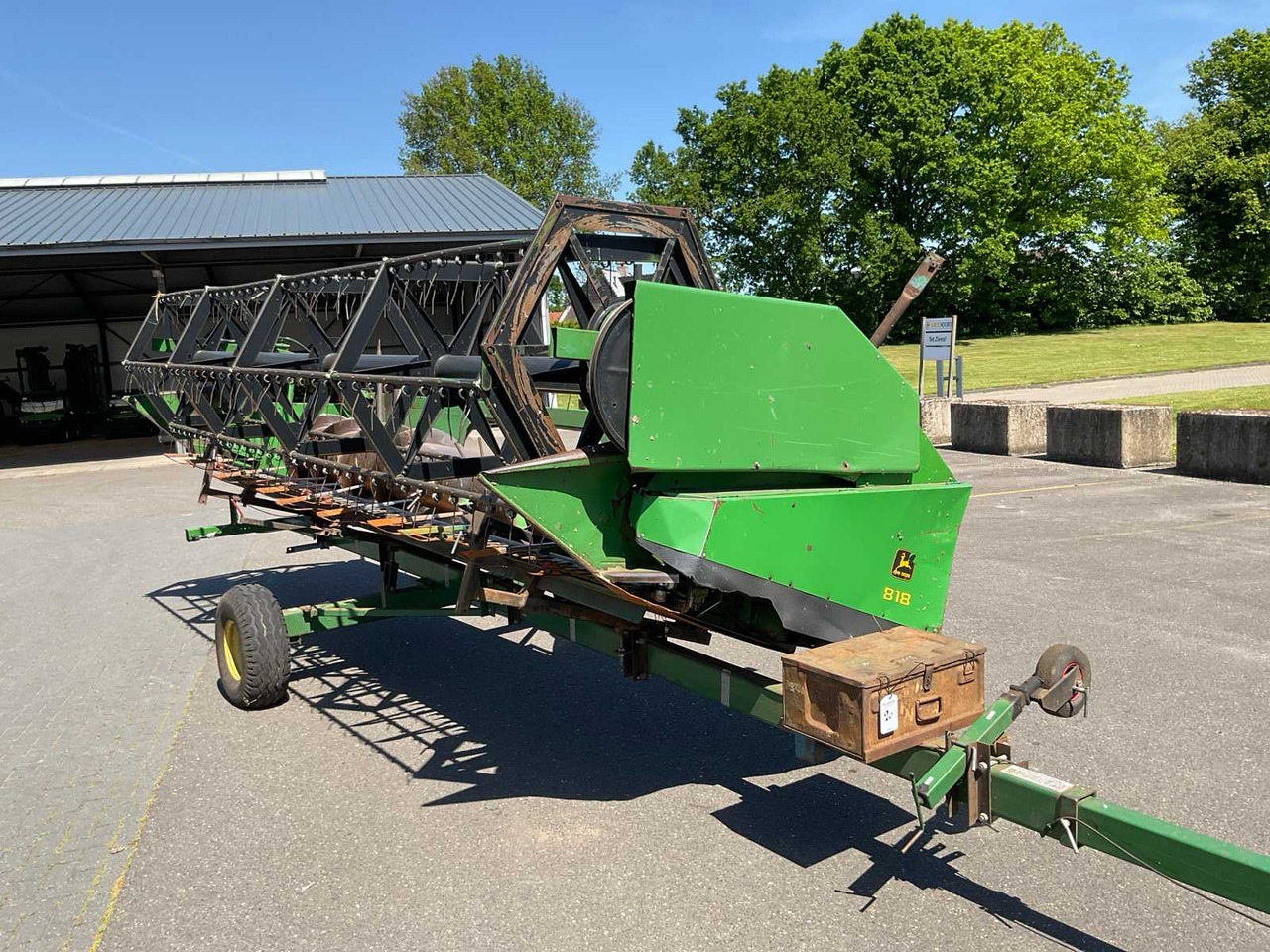 John Deere 818 - Kombajn harvester: slika 1 John Deere 818 - Kombajn harvester: slika 1