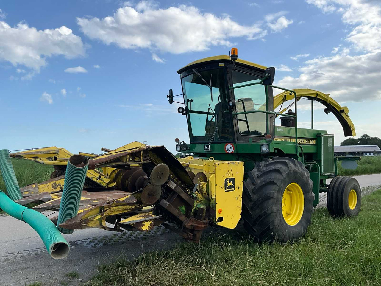John deere 5820 - Kombajn za krmo: slika 2 John deere 5820 - Kombajn za krmo: slika 2