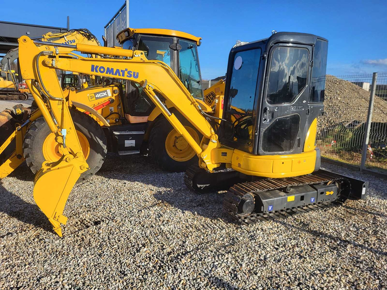 KOMATSU PC 35 - Mini bager: slika 3 KOMATSU PC 35 - Mini bager: slika 3