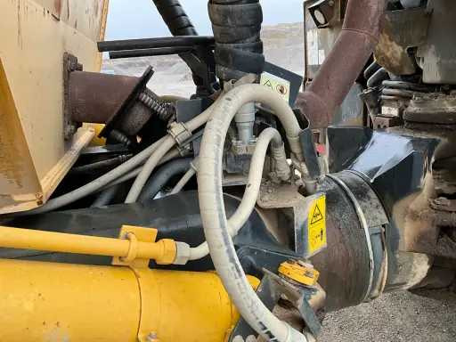 Demper Komatsu HM400-3: slika 26