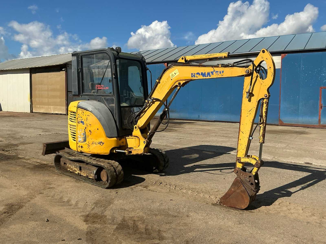 Komatsu KOMATSU - PC 27 MR-2 - MINI-EXCAVATOR - 2006 - Mini bager: slika 1 Komatsu KOMATSU - PC 27 MR-2 - MINI-EXCAVATOR - 2006 - Mini bager: slika 1