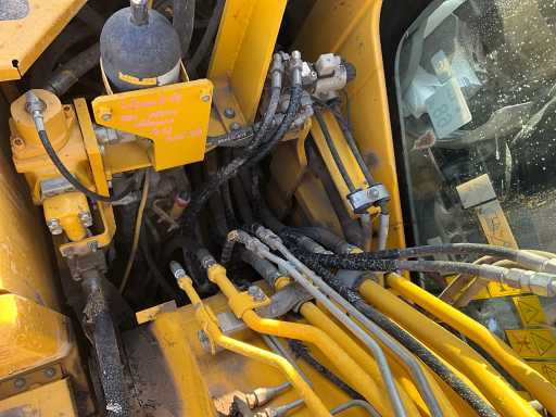 Bager goseničar Komatsu PC170LC-10: slika 15