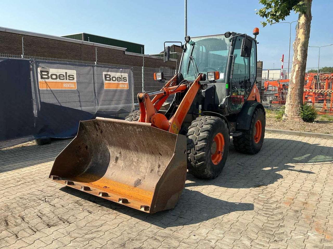 Komatsu WA-70-7 - Kolesni nakladalec: slika 2 Komatsu WA-70-7 - Kolesni nakladalec: slika 2