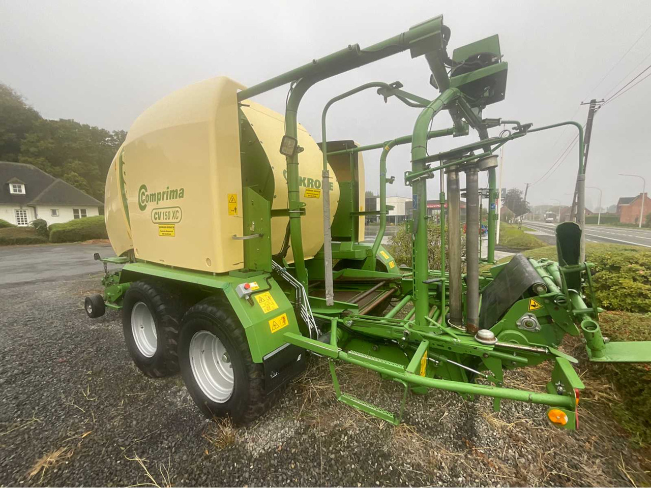 Krone Comprima CV 150 XC - Balirka za okrogle bale: slika 4 Krone Comprima CV 150 XC - Balirka za okrogle bale: slika 4