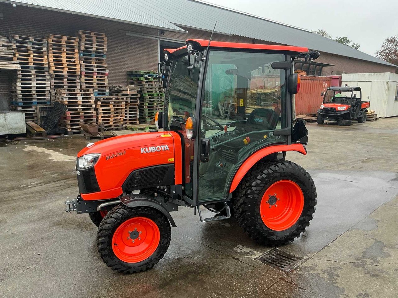Kubota B2261 - Traktor: slika 1 Kubota B2261 - Traktor: slika 1