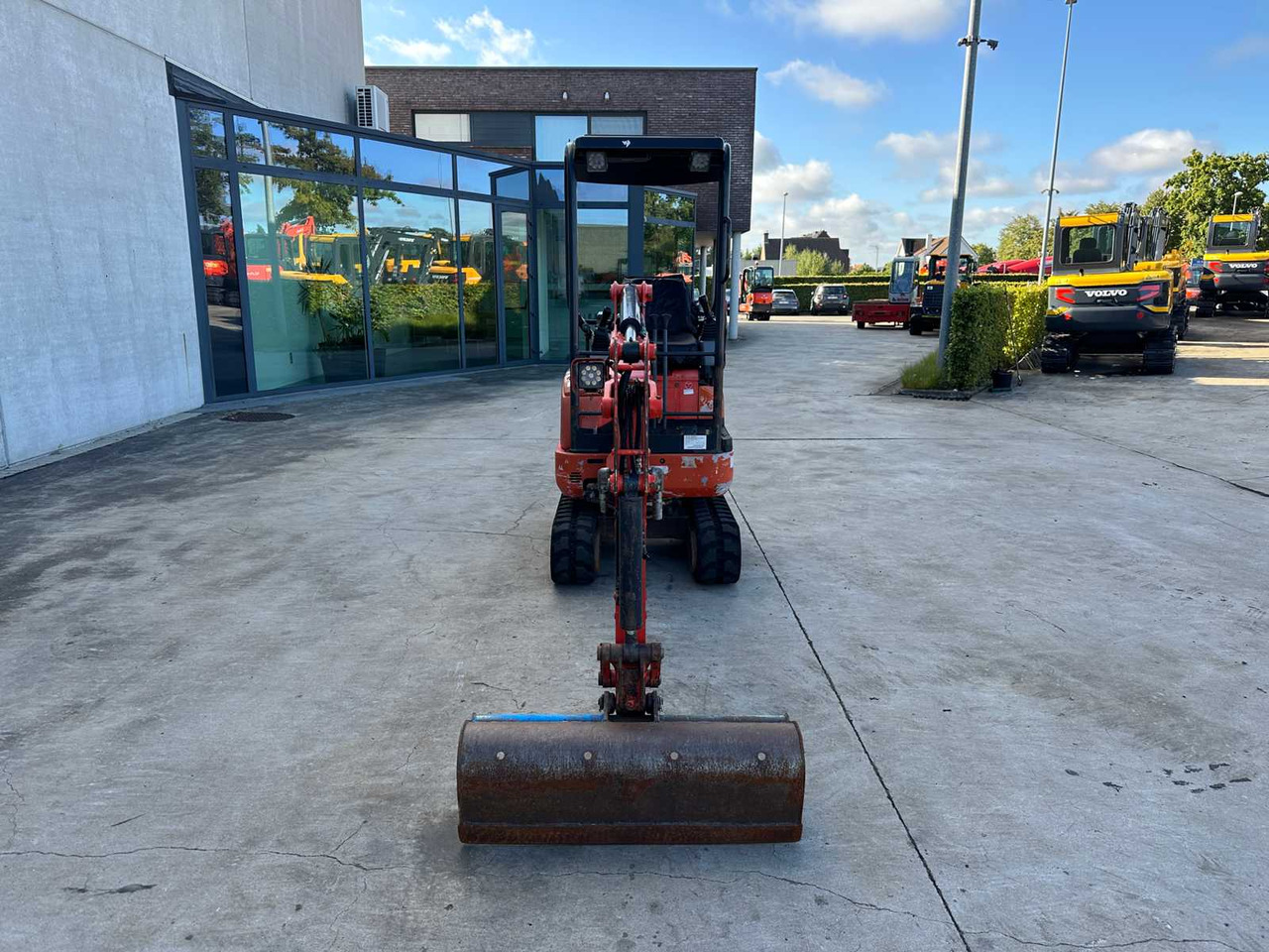 Kubota KUBOTA - 2016 - U17-3 - MINI EXCAVATOR - Mini bager: slika 2 Kubota KUBOTA - 2016 - U17-3 - MINI EXCAVATOR - Mini bager: slika 2