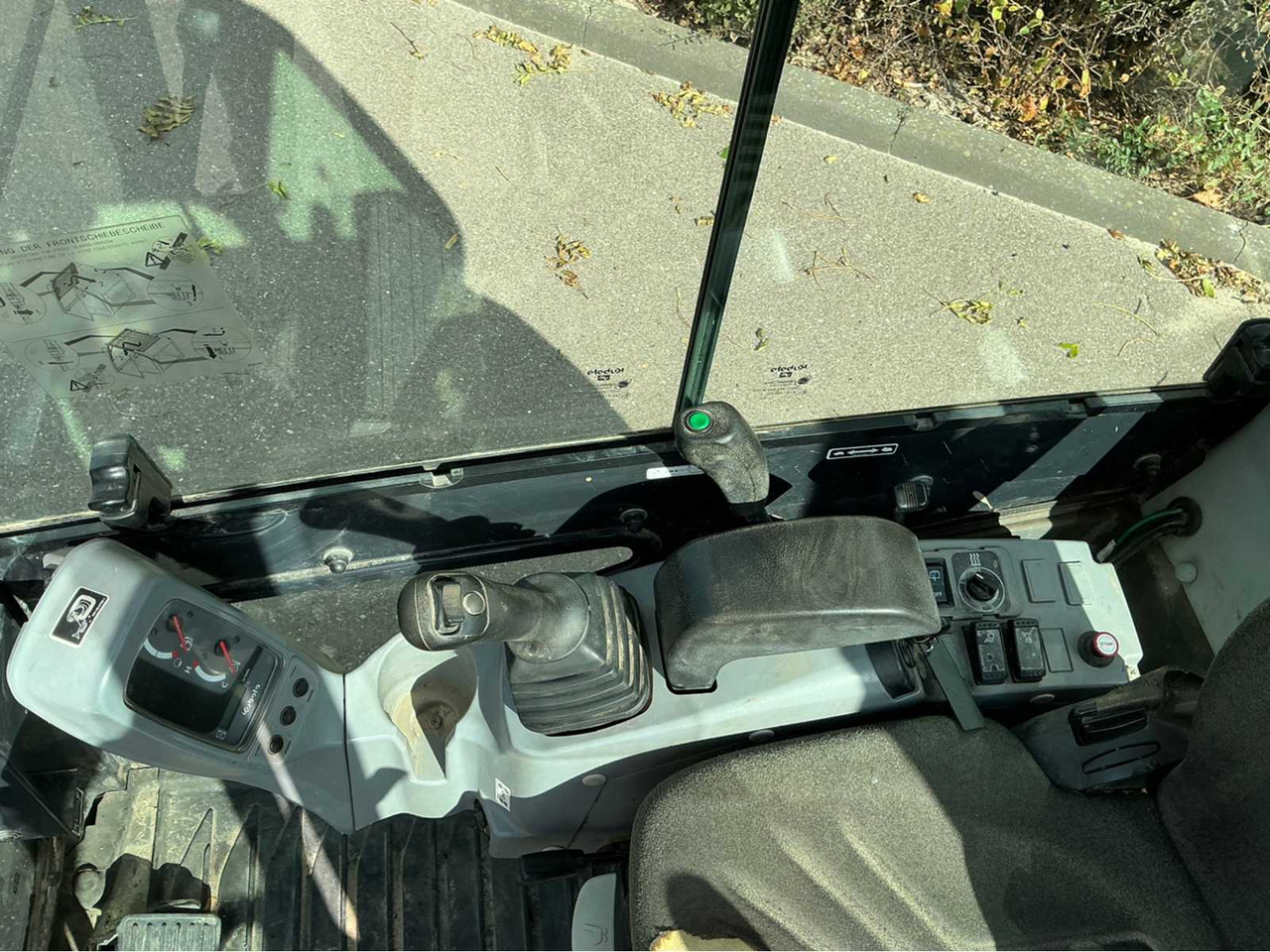 Mini bager Kubota KX019-4: slika 24