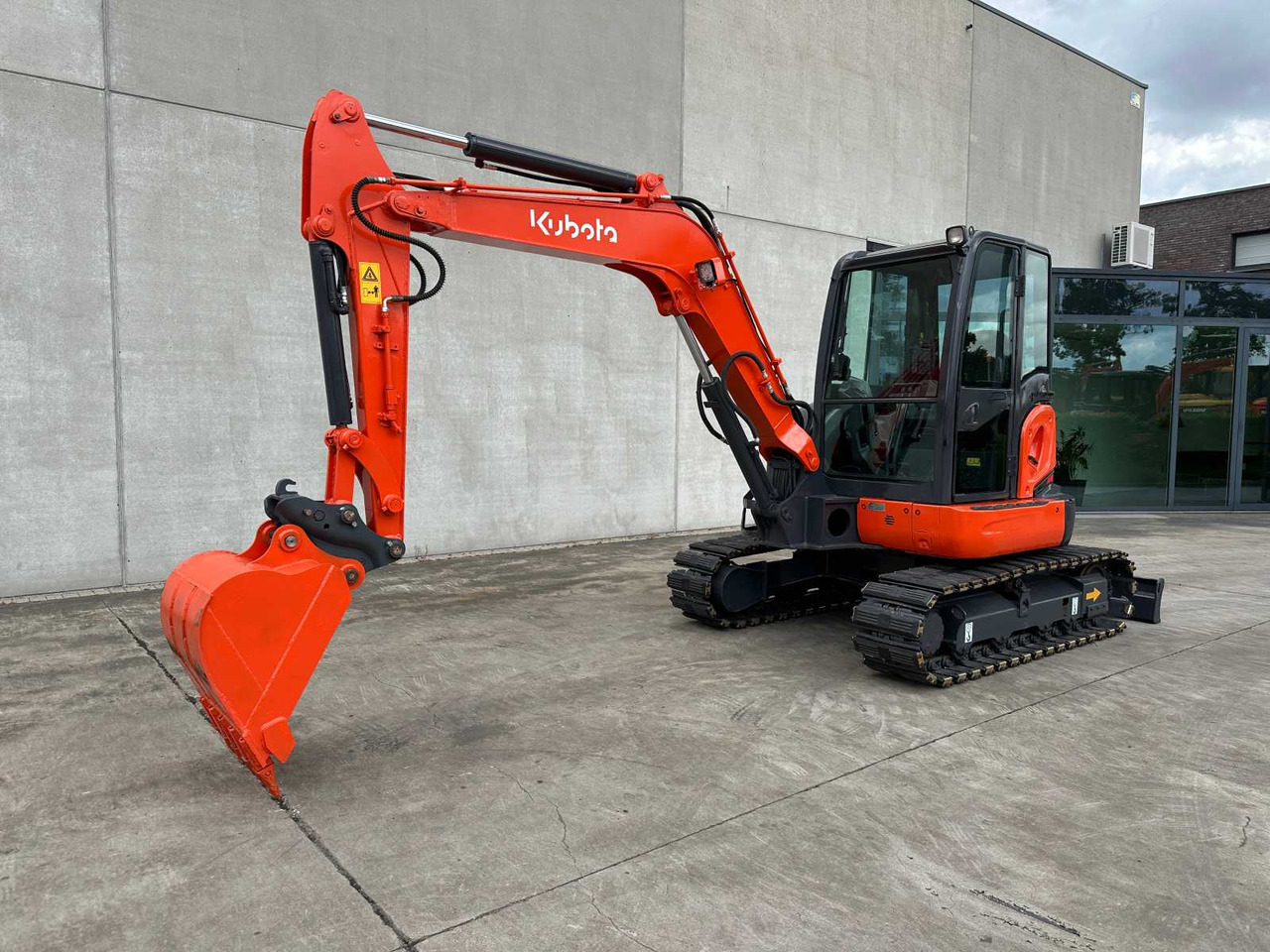 Kubota KX155-5 - Bager goseničar: slika 1 Kubota KX155-5 - Bager goseničar: slika 1