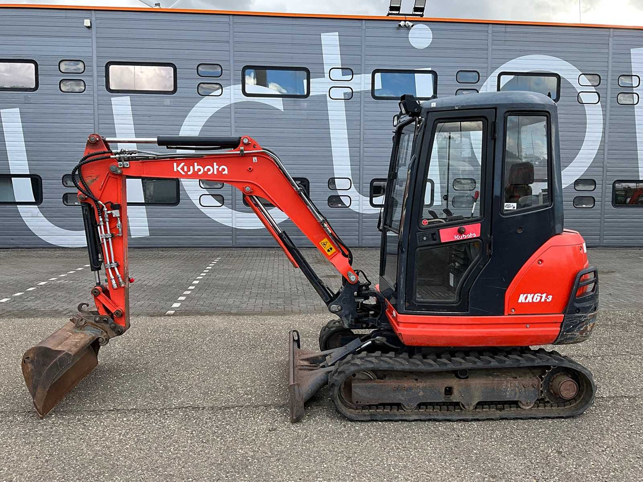 Kubota KX61-3 - Mini bager: slika 2 Kubota KX61-3 - Mini bager: slika 2