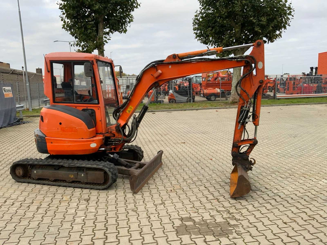 Kubota U35-3A3 - Mini bager: slika 4 Kubota U35-3A3 - Mini bager: slika 4