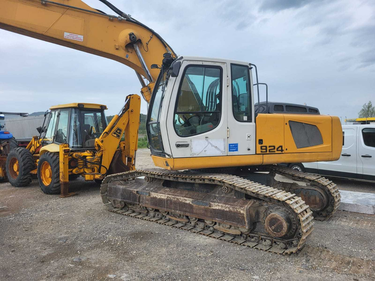 LIEBHERR R924 C SL - Bager goseničar: slika 2 LIEBHERR R924 C SL - Bager goseničar: slika 2