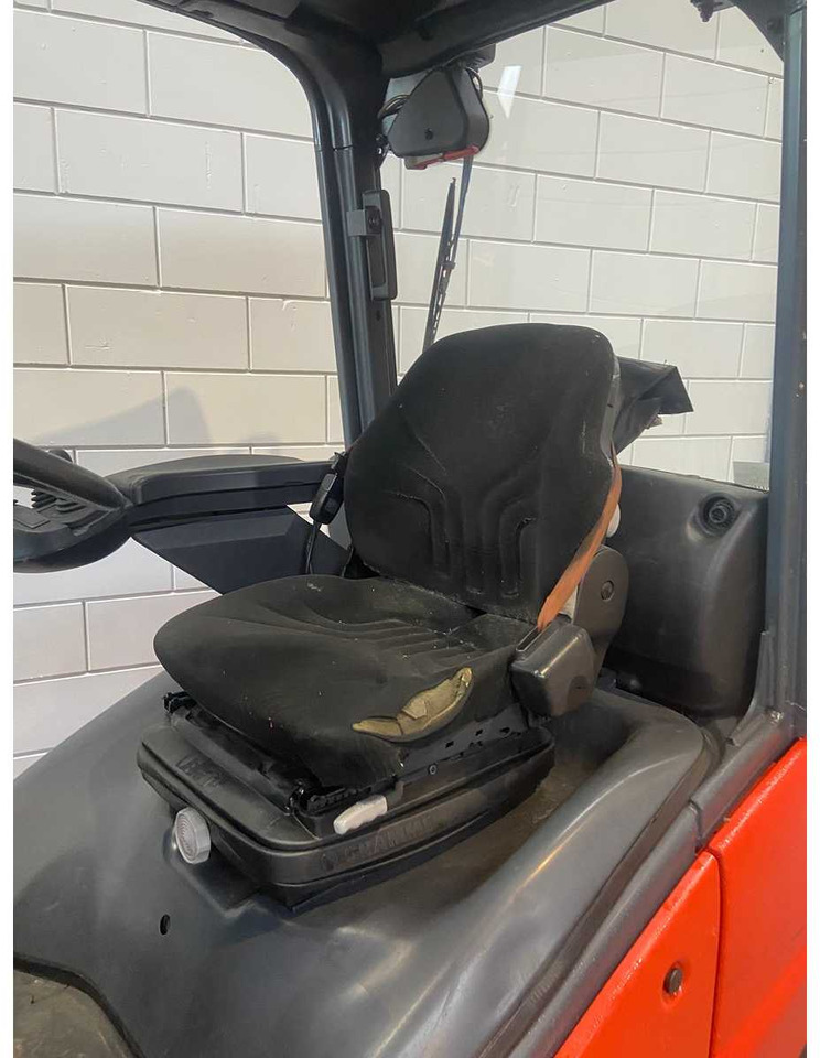 LINDE - 2013 - H20T - FORKLIFT TRUCK - SIDE-SHIFT - Viličar: slika 5 LINDE - 2013 - H20T - FORKLIFT TRUCK - SIDE-SHIFT - Viličar: slika 5