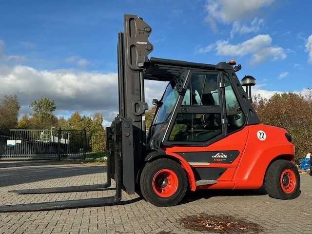 LINDE - 2018 - H80D-03/900 - 8000KG LIFTING CAPACITY ON 900MM - FORKLIFT - Viličar: slika 2 LINDE - 2018 - H80D-03/900 - 8000KG LIFTING CAPACITY ON 900MM - FORKLIFT - Viličar: slika 2