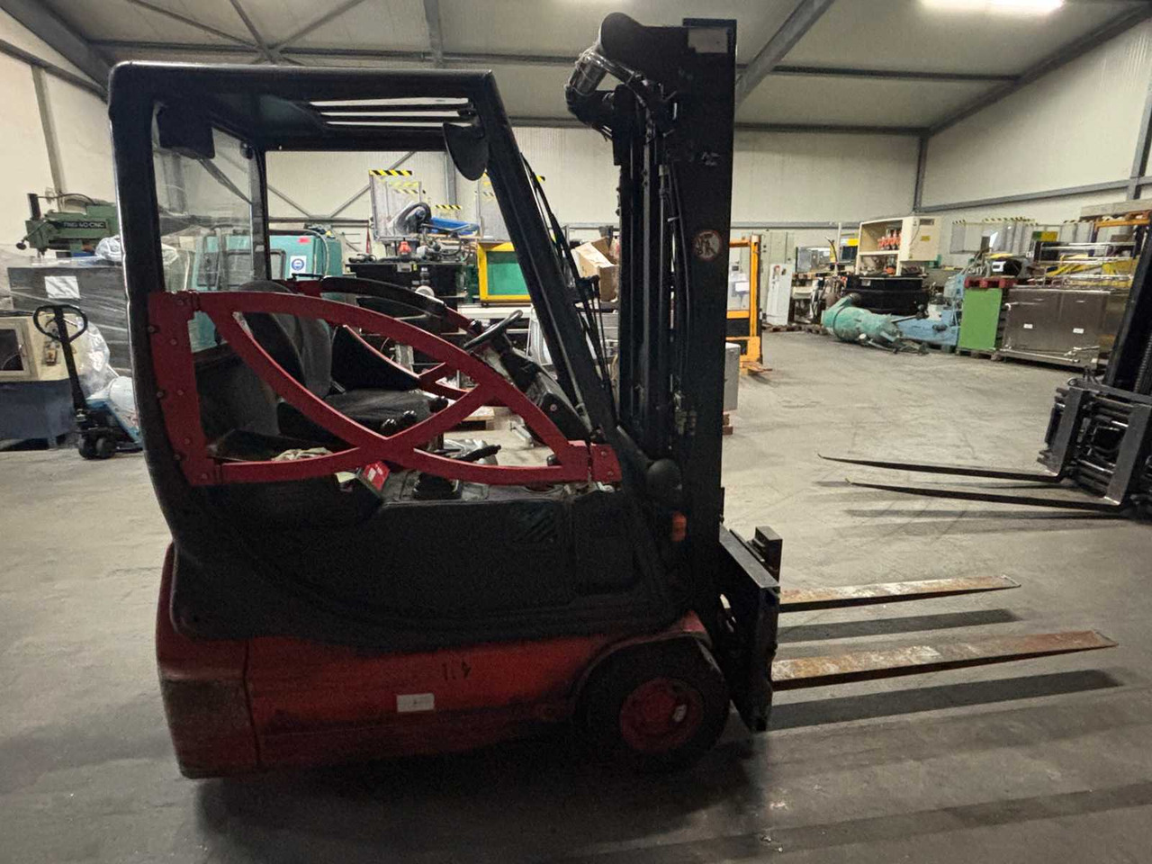 Viličar LINDE E 14 ELECTRIC FORKLIFT: slika 7
