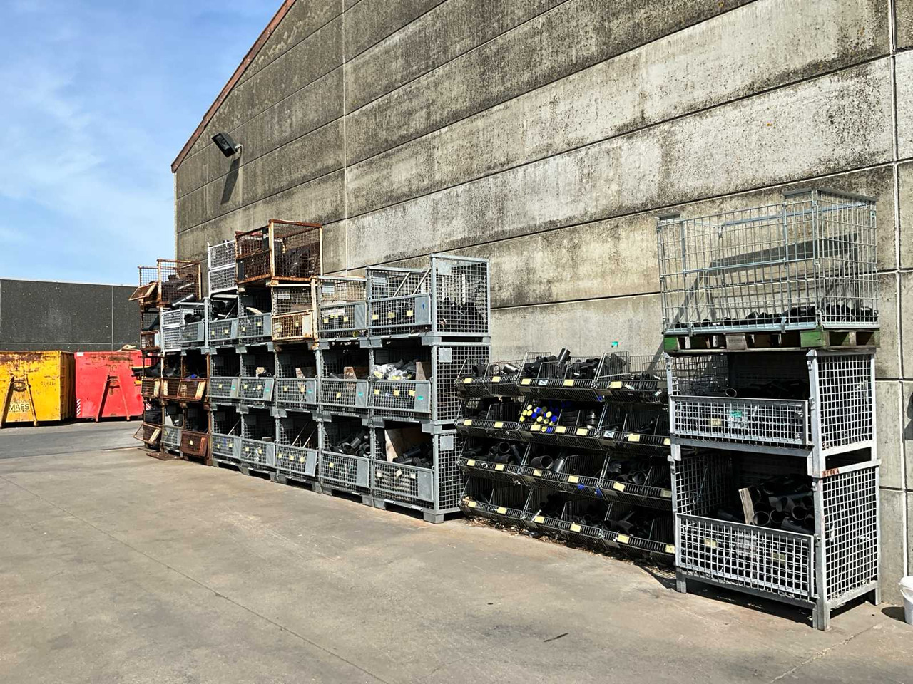 Large batch of various PVC connectors WAVIN/GEBERIT - Sistem za namakanje: slika 1 Large batch of various PVC connectors WAVIN/GEBERIT - Sistem za namakanje: slika 1