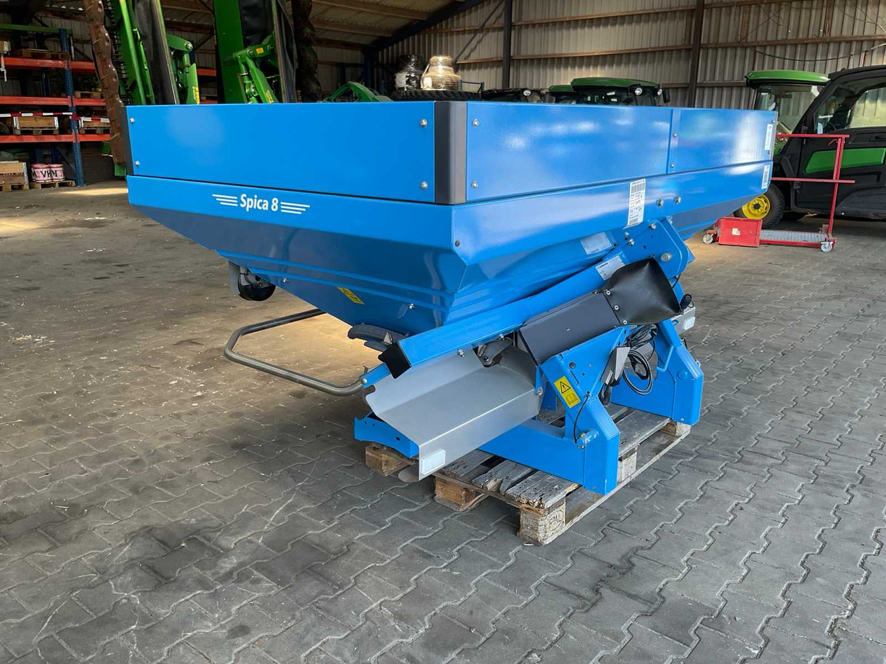 Lemken Spica 8 - Trosilnik gnojila: slika 3 Lemken Spica 8 - Trosilnik gnojila: slika 3